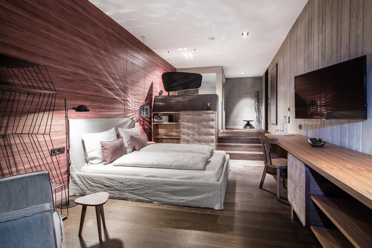 Senses Violett Suites - Adults Only Zell am See Ngoại thất bức ảnh